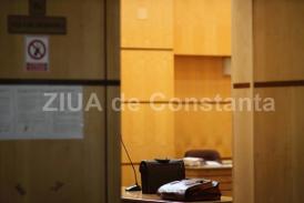 Doi polițiști din Mangalia, acuzați de luare de mită. Urmează pronunțarea