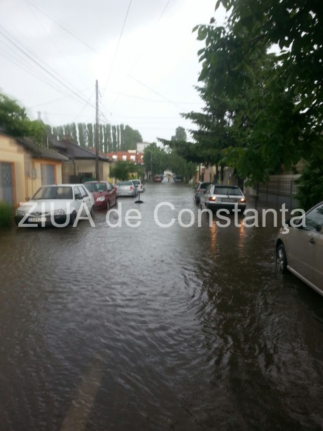 potop la constanta mai multe case din cartierul coiciu au fost inundate galerie foto 658592 potop la constanta mai multe case din cartierul coiciu au fost inundate galerie foto 658592