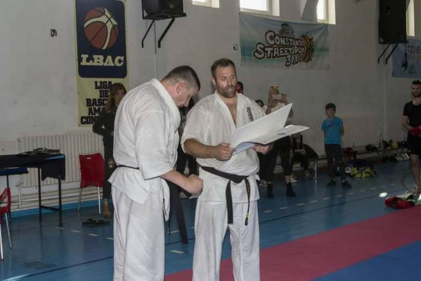 stagiul de kickboxing condus de alex filip shihan anatoly danilov a coordonat examenul de grad in kyokushin stagiul de kickboxing condus de alex filip shihan anatoly danilov a coordonat examenul de grad in kyokushin