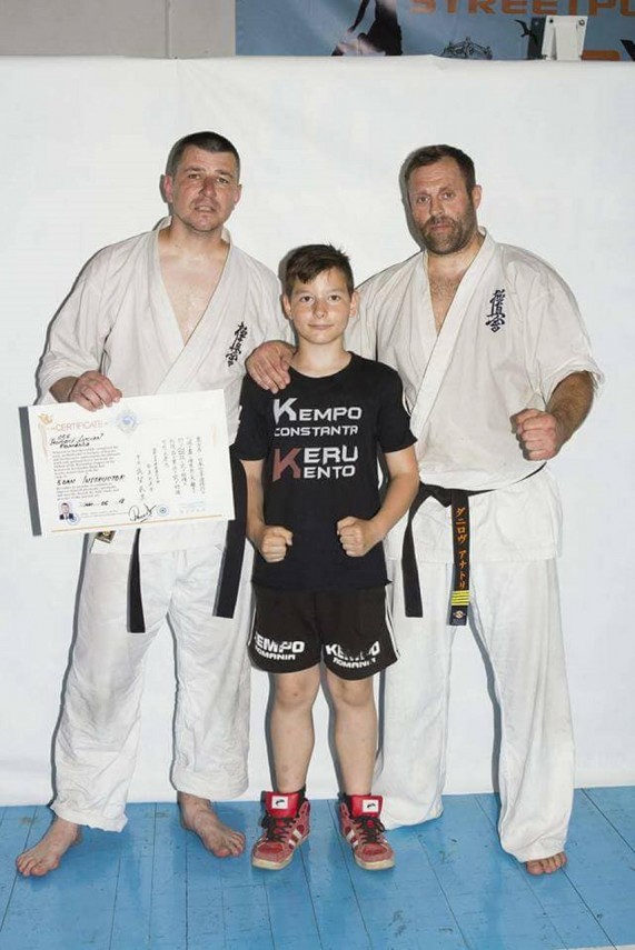 stagiul de kickboxing condus de alex filip shihan anatoly danilov a coordonat examenul de grad in kyokushin stagiul de kickboxing condus de alex filip shihan anatoly danilov a coordonat examenul de grad in kyokushin