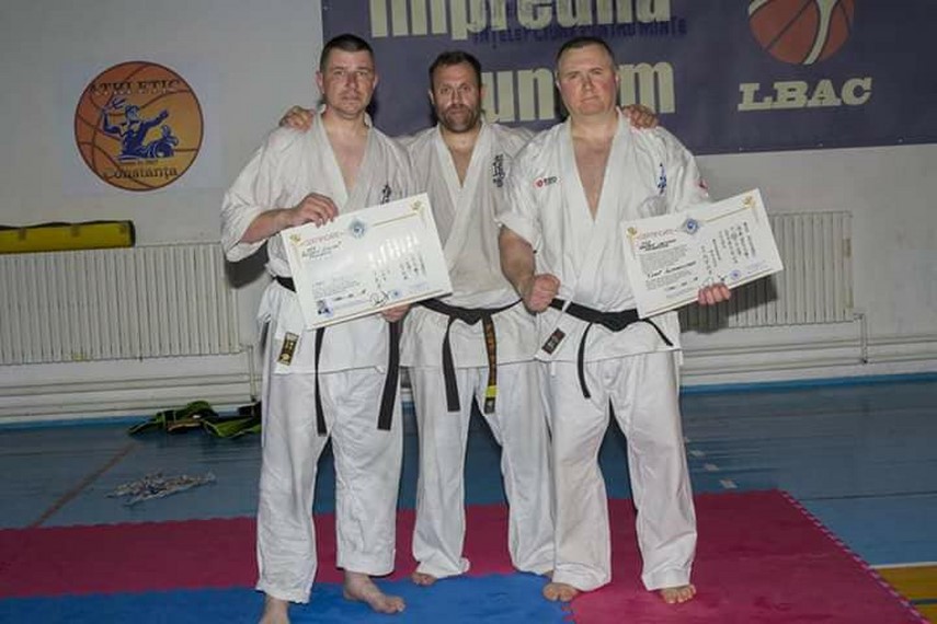 stagiul de kickboxing condus de alex filip shihan anatoly danilov a coordonat examenul de grad in kyokushin stagiul de kickboxing condus de alex filip shihan anatoly danilov a coordonat examenul de grad in kyokushin