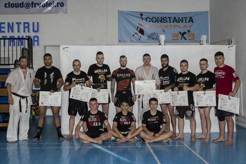 stagiul de kickboxing condus de alex filip shihan anatoly danilov a coordonat examenul de grad in kyokushin stagiul de kickboxing condus de alex filip shihan anatoly danilov a coordonat examenul de grad in kyokushin