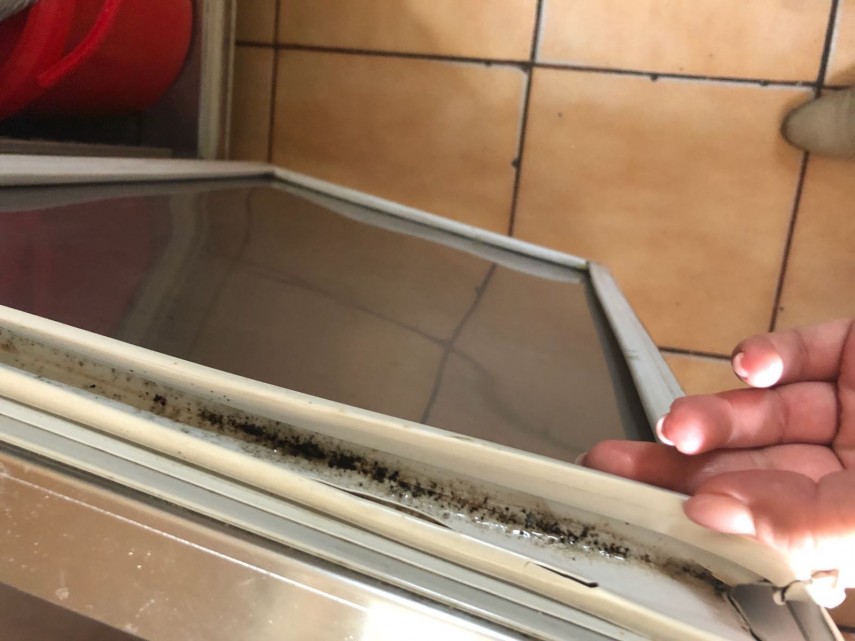 chiosc din incinta liceului energetic din constanta controlat de cjpc constanta ce au depistat comisarii chiosc din incinta liceului energetic din constanta controlat de cjpc constanta ce au depistat comisarii