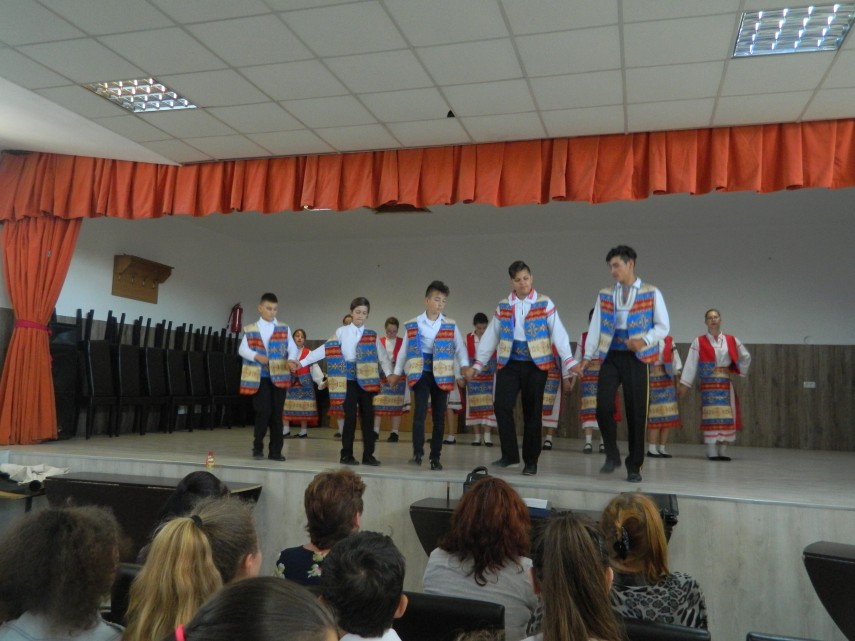 sesiune de comunicari stiintifice la liceul tehnologic i c bratianu din nicolae balcescu fauritori ai sesiune de comunicari stiintifice la liceul tehnologic i c bratianu din nicolae balcescu fauritori ai