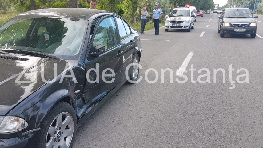 imagini de la eveniment accident rutier in statiunea mamaia in zona hotelului olt o persoana a fost ranita imagini de la eveniment accident rutier in statiunea mamaia in zona hotelului olt o persoana a fost ranita