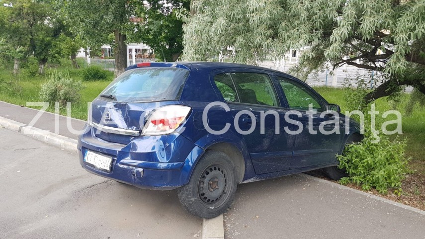 imagini de la eveniment accident rutier in statiunea mamaia in zona hotelului olt o persoana a fost ranita imagini de la eveniment accident rutier in statiunea mamaia in zona hotelului olt o persoana a fost ranita