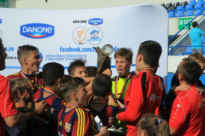 astazi la academia hagi de la ovidiu va debuta turneul final al cupei hagi danone 660320 astazi la academia hagi de la ovidiu va debuta turneul final al cupei hagi danone 660320