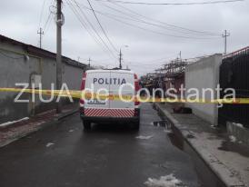 Bărbatul suspectat că și-a înjunghiat soția și socrii a fost prins de polițiști. Unde a fost găsit suspectul