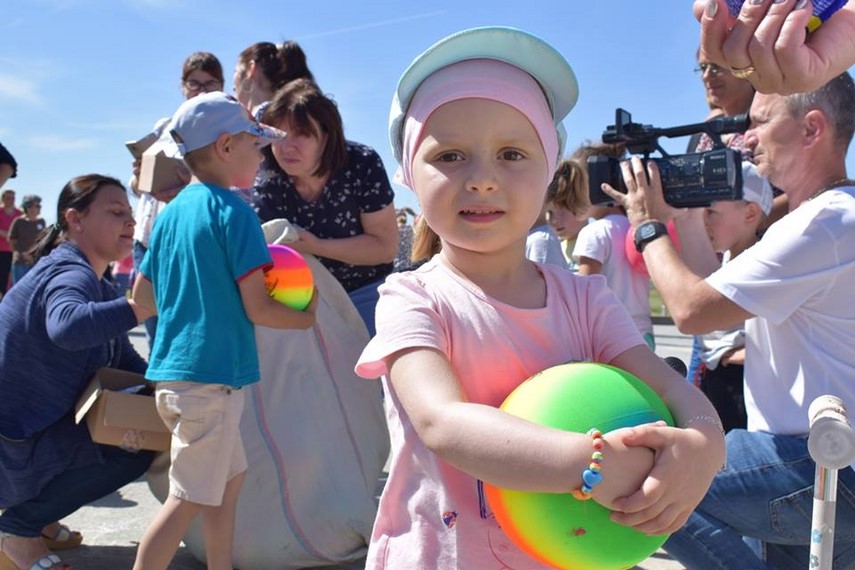 ziua internationala a copilului sarbatorita cu multa voie buna la cumpana galerie foto 660468 ziua internationala a copilului sarbatorita cu multa voie buna la cumpana galerie foto 660468