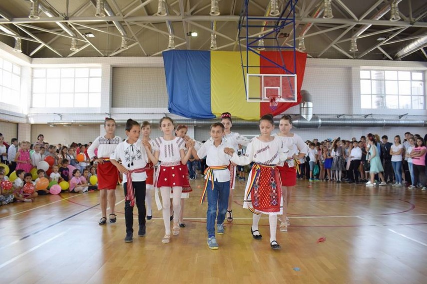 ziua internationala a copilului sarbatorita cu multa voie buna la cumpana galerie foto 660468 ziua internationala a copilului sarbatorita cu multa voie buna la cumpana galerie foto 660468