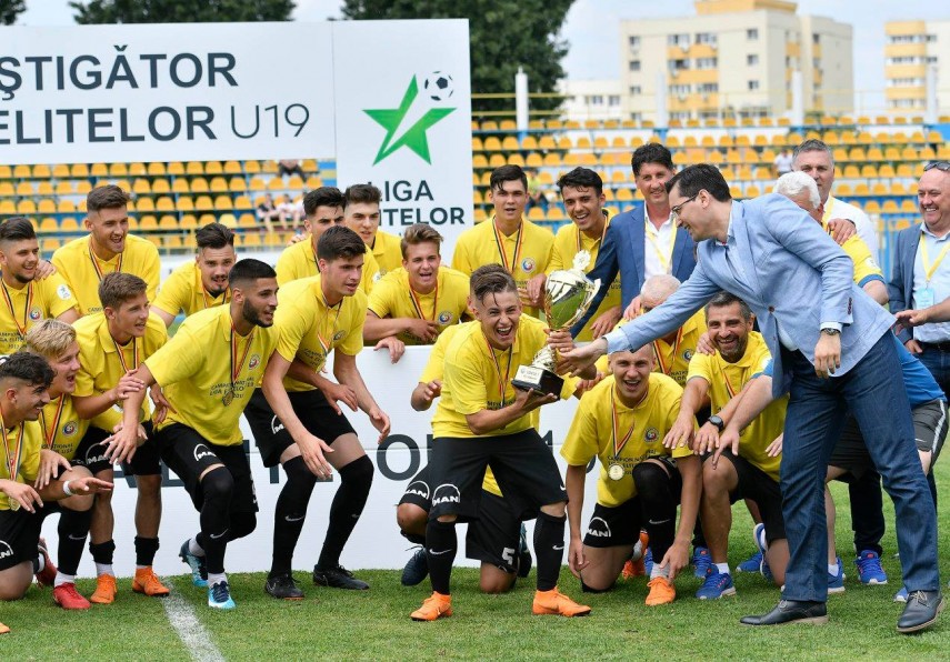 scor categoric cu dinamo in finala dupa echipa under 17 si fc viitorul u 19 a devenit campioana nationala scor categoric cu dinamo in finala dupa echipa under 17 si fc viitorul u 19 a devenit campioana nationala