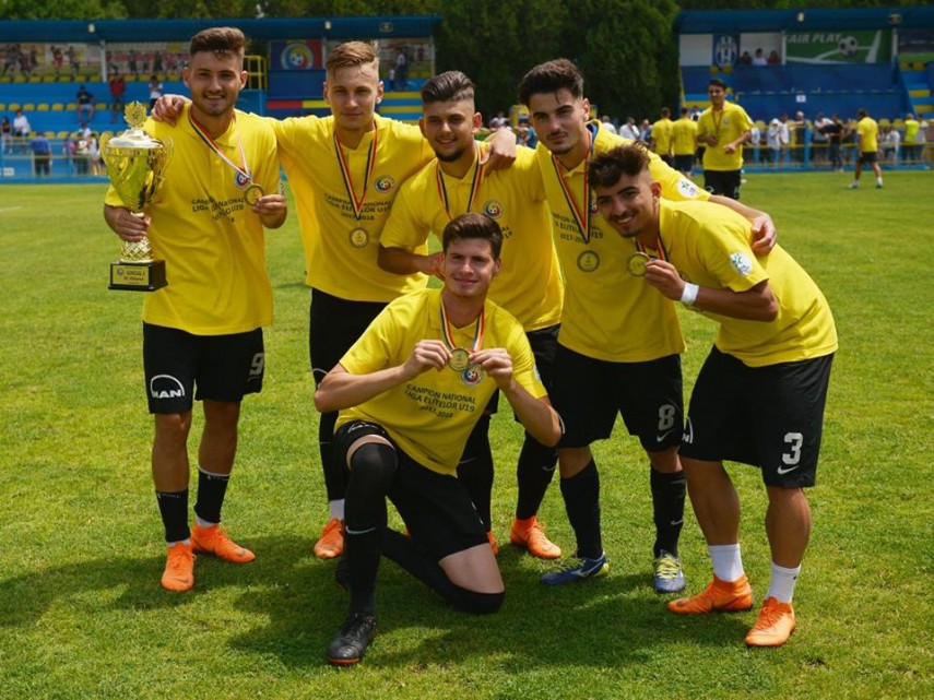 scor categoric cu dinamo in finala dupa echipa under 17 si fc viitorul u 19 a devenit campioana nationala scor categoric cu dinamo in finala dupa echipa under 17 si fc viitorul u 19 a devenit campioana nationala