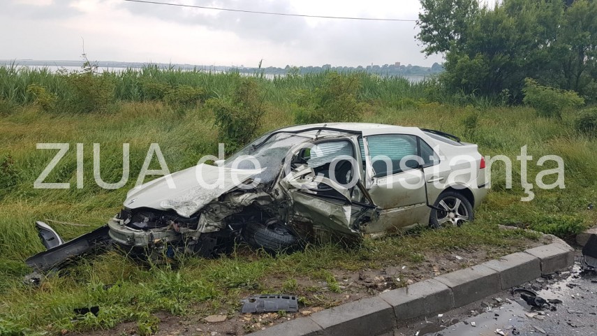 live imagini de la eveniment accident rutier grav pe dn 39 intre eforie nord si eforie sud trei masini live imagini de la eveniment accident rutier grav pe dn 39 intre eforie nord si eforie sud trei masini