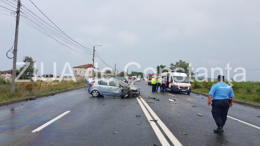 live imagini de la eveniment accident rutier grav pe dn 39 intre eforie nord si eforie sud trei masini live imagini de la eveniment accident rutier grav pe dn 39 intre eforie nord si eforie sud trei masini