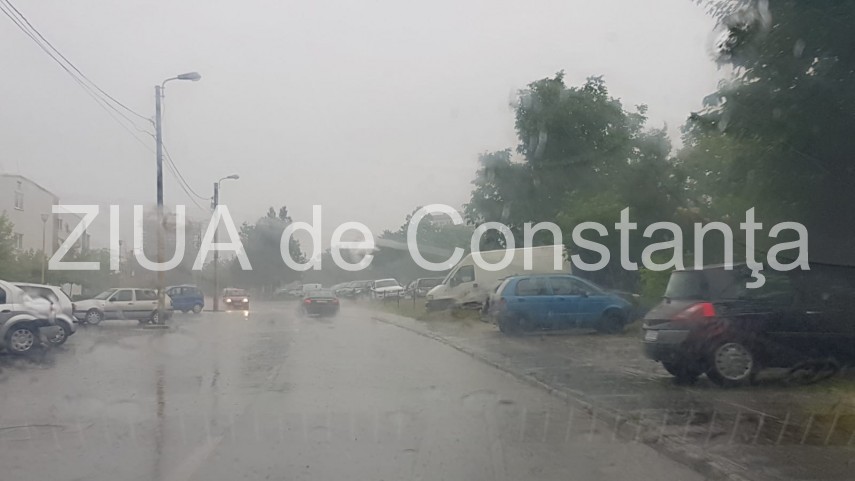 ploua la constanta cod galben schimbat in portocaliu meteorologii anunta decarcari electrice averse vant ploua la constanta cod galben schimbat in portocaliu meteorologii anunta decarcari electrice averse vant