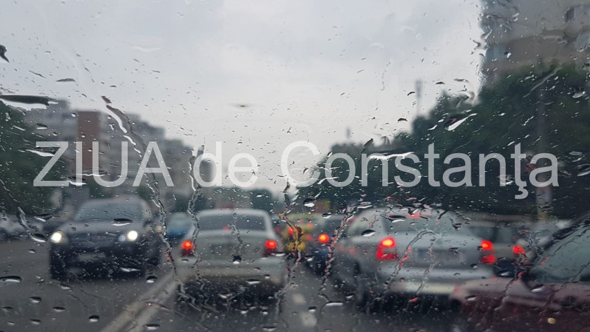 ploua la constanta cod galben schimbat in portocaliu meteorologii anunta decarcari electrice averse vant ploua la constanta cod galben schimbat in portocaliu meteorologii anunta decarcari electrice averse vant