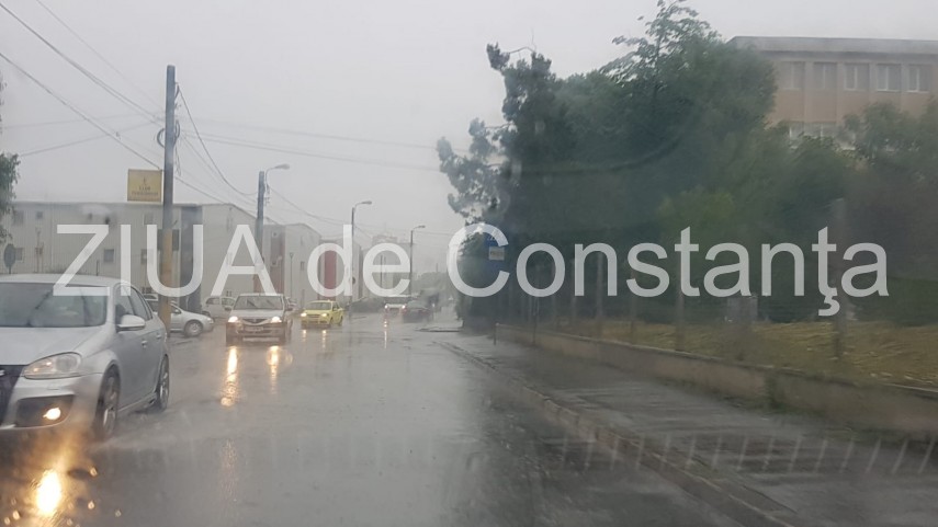 ploua la constanta cod galben schimbat in portocaliu meteorologii anunta decarcari electrice averse vant ploua la constanta cod galben schimbat in portocaliu meteorologii anunta decarcari electrice averse vant