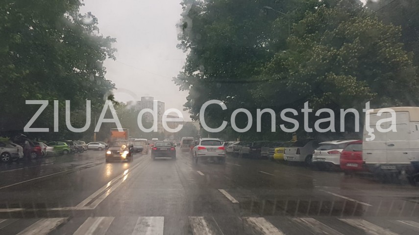 ploua la constanta cod galben schimbat in portocaliu meteorologii anunta decarcari electrice averse vant ploua la constanta cod galben schimbat in portocaliu meteorologii anunta decarcari electrice averse vant