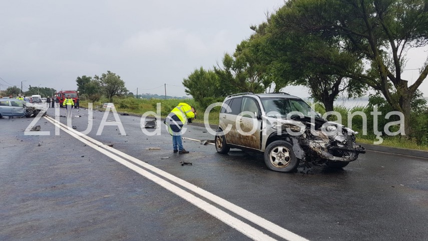live imagini de la eveniment accident rutier grav pe dn 39 intre eforie nord si eforie sud trei masini live imagini de la eveniment accident rutier grav pe dn 39 intre eforie nord si eforie sud trei masini