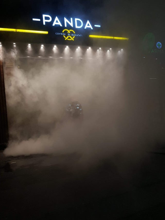 alerta la pompieri un fum dens a invaluit o patiserie din tulcea galerie foto 660683 alerta la pompieri un fum dens a invaluit o patiserie din tulcea galerie foto 660683