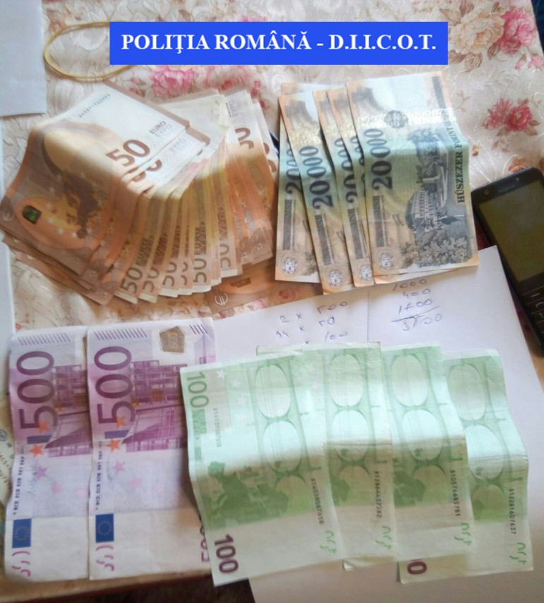 perchezitii pentru destructurarea unui grup infractional specializat in traficul de migranti serviciul