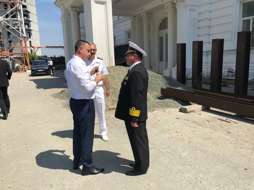 constanta ministrul mihai fifor vizita la sediul comandamentului flotei ce a declarat acesta galerie constanta ministrul mihai fifor vizita la sediul comandamentului flotei ce a declarat acesta galerie