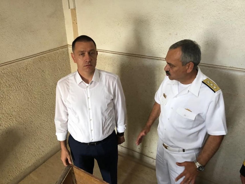 constanta ministrul mihai fifor vizita la sediul comandamentului flotei ce a declarat acesta galerie constanta ministrul mihai fifor vizita la sediul comandamentului flotei ce a declarat acesta galerie