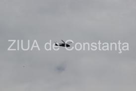 Pasărea războinică „Black Hawk“ zboară deasupra Constanţei! 