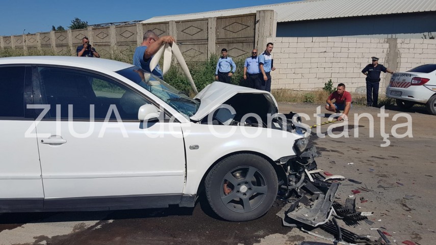 imagini de la eveniment accident rutier in judetul constanta la iesire din localitatea culmea un autocamion imagini de la eveniment accident rutier in judetul constanta la iesire din localitatea culmea un autocamion