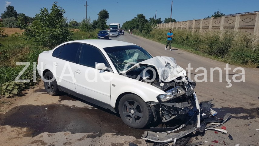 imagini de la eveniment accident rutier in judetul constanta la iesire din localitatea culmea un autocamion imagini de la eveniment accident rutier in judetul constanta la iesire din localitatea culmea un autocamion