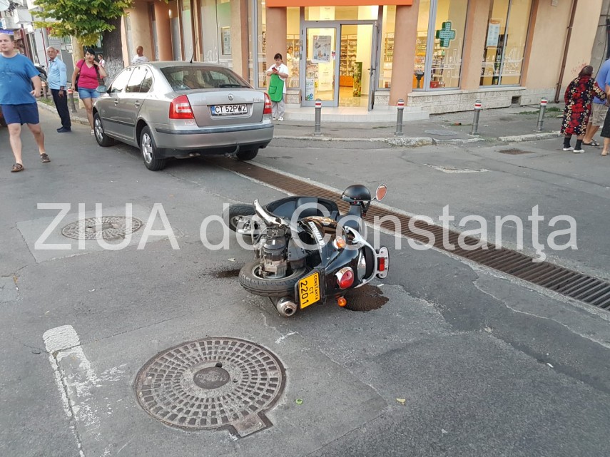 imagini de la eveniment accident rutier pe bulevardul mamaia din constanta un motociclist a fost grav imagini de la eveniment accident rutier pe bulevardul mamaia din constanta un motociclist a fost grav