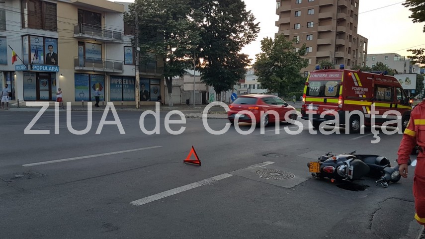imagini de la eveniment accident rutier pe bulevardul mamaia din constanta un motociclist a fost grav imagini de la eveniment accident rutier pe bulevardul mamaia din constanta un motociclist a fost grav