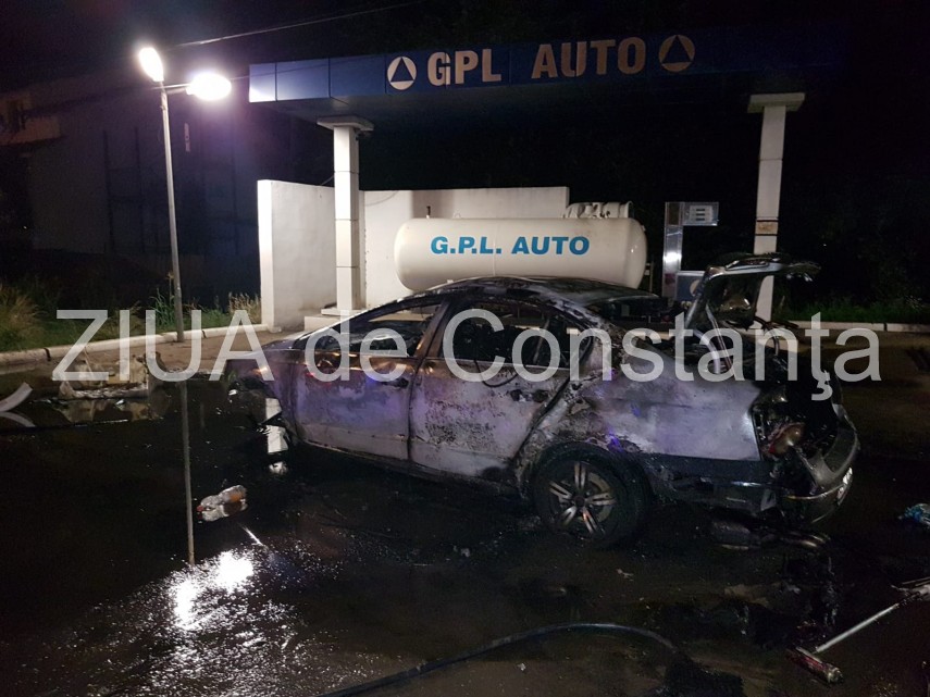 judetul constanta accident rutier grav pericol de explozie masina in flacari rasturnata in fata benzinariei judetul constanta accident rutier grav pericol de explozie masina in flacari rasturnata in fata benzinariei