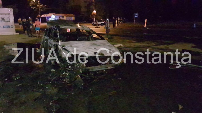 judetul constanta accident rutier grav pericol de explozie masina in flacari rasturnata in fata benzinariei judetul constanta accident rutier grav pericol de explozie masina in flacari rasturnata in fata benzinariei