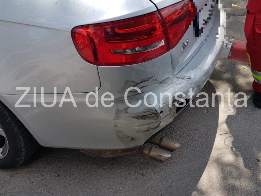 accident rutier pe aurel vlaicu din constanta aproape de campusul universitar 662366 accident rutier pe aurel vlaicu din constanta aproape de campusul universitar 662366