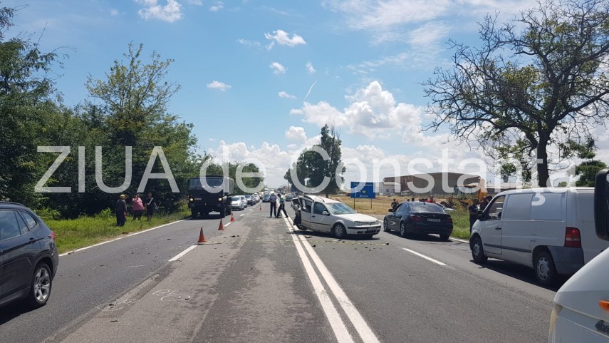 imagini de la eveniment accident grav pe dn 39 la intrare in localitatea 23 august 662447 imagini de la eveniment accident grav pe dn 39 la intrare in localitatea 23 august 662447