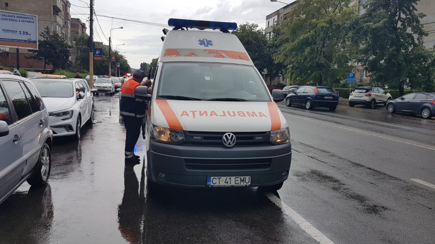 accident rutier pe bulevardul lapusneanu colt cu farului 662676 accident rutier pe bulevardul lapusneanu colt cu farului 662676