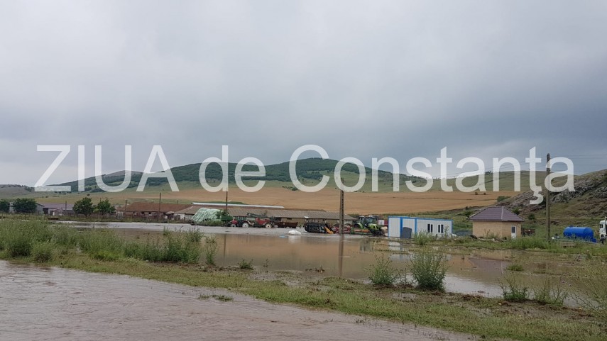 judetul tulcea inundatii masive in localitatea nicolae balcescu 662703 judetul tulcea inundatii masive in localitatea nicolae balcescu 662703