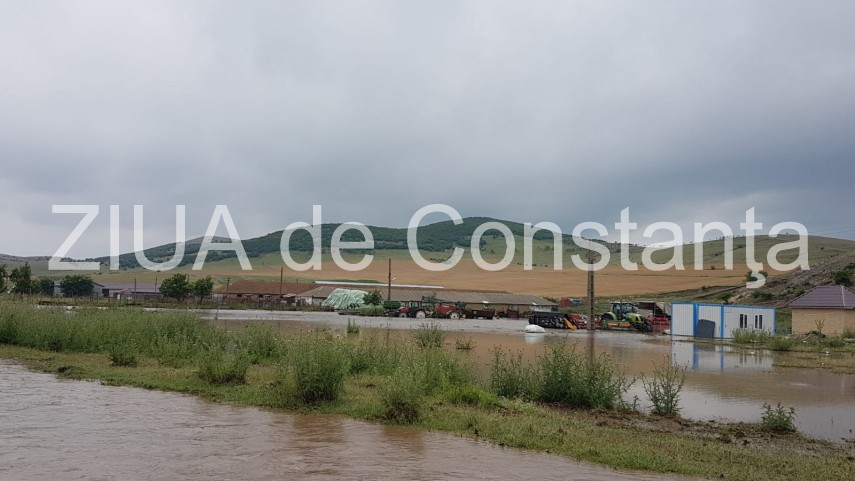 judetul tulcea inundatii masive in localitatea nicolae balcescu 662703 judetul tulcea inundatii masive in localitatea nicolae balcescu 662703