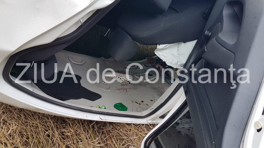 accident rutier langa colegiul dobrogea din castelu trei victime 662858 accident rutier langa colegiul dobrogea din castelu trei victime 662858