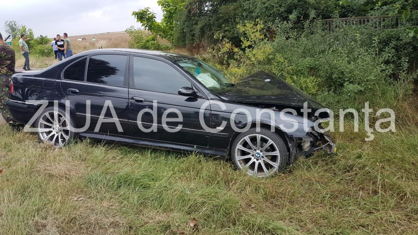 accident rutier langa colegiul dobrogea din castelu trei victime 662858 accident rutier langa colegiul dobrogea din castelu trei victime 662858