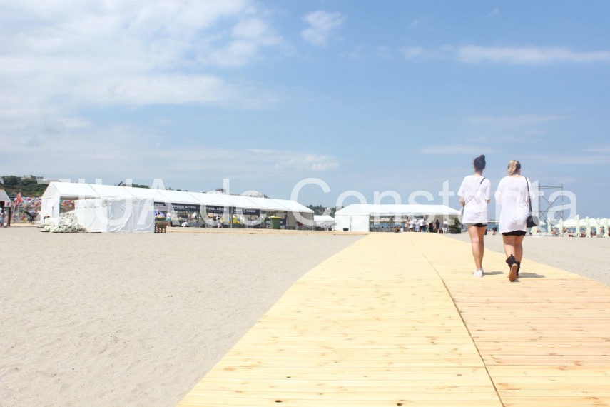 pregatirile pentru festivalul neversea sunt in toi in aceste momente biletele cumparate pot fi schimbate pregatirile pentru festivalul neversea sunt in toi in aceste momente biletele cumparate pot fi schimbate