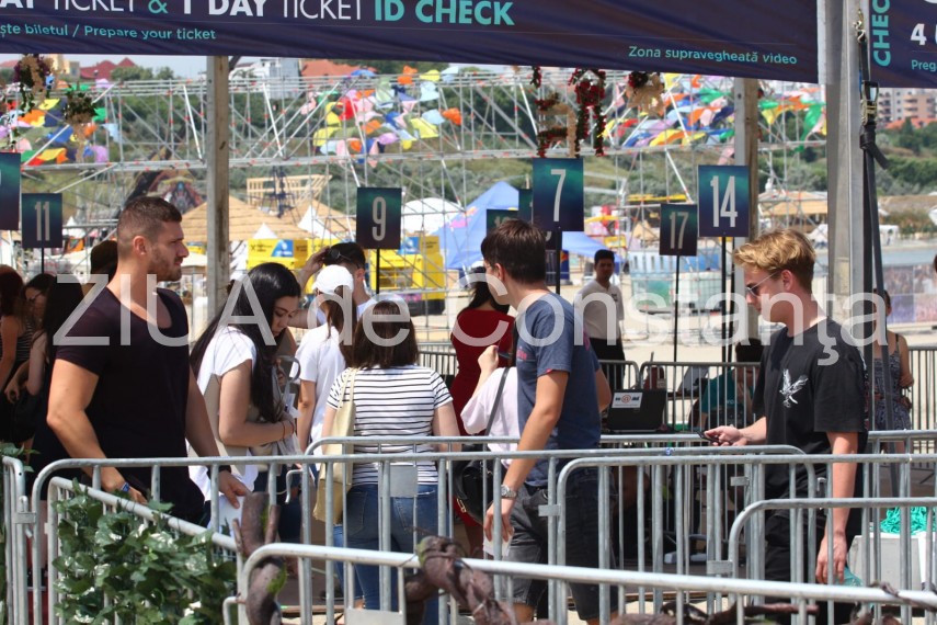 pregatirile pentru festivalul neversea sunt in toi in aceste momente biletele cumparate pot fi schimbate pregatirile pentru festivalul neversea sunt in toi in aceste momente biletele cumparate pot fi schimbate