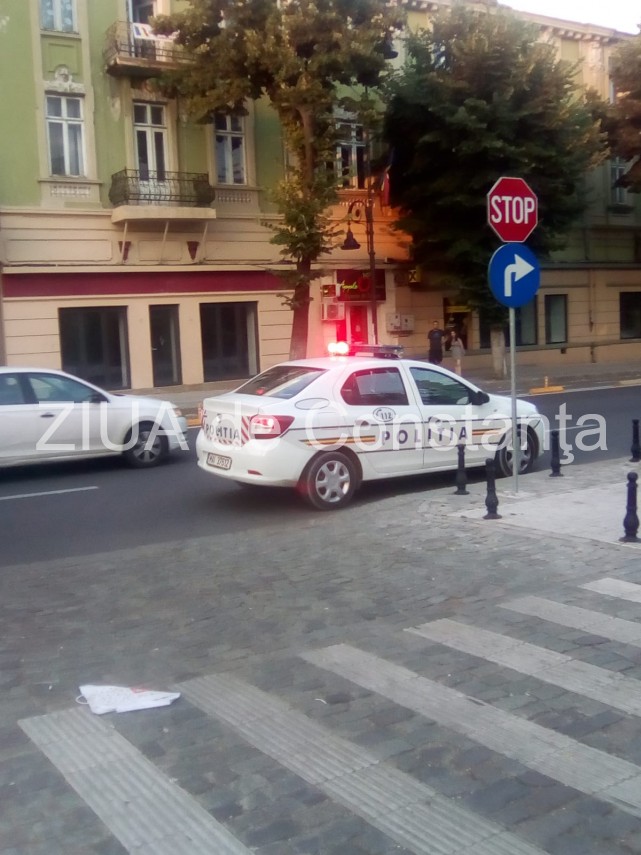 protest inedit la constanta in apropierea prefecturii incredibil ce varianta de protest au ales mai multi protest inedit la constanta in apropierea prefecturii incredibil ce varianta de protest au ales mai multi