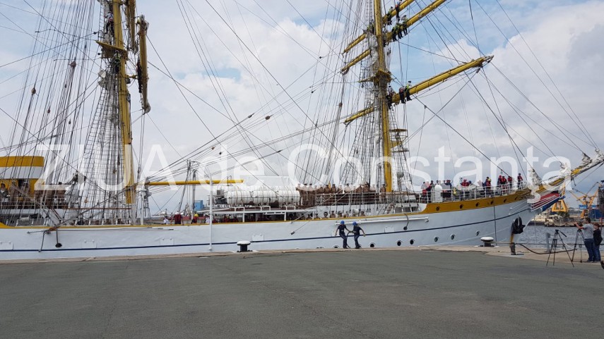 live imagini de la eveniment portul militar constanta nava scoala mircea s a intors acasa 663476 live imagini de la eveniment portul militar constanta nava scoala mircea s a intors acasa 663476
