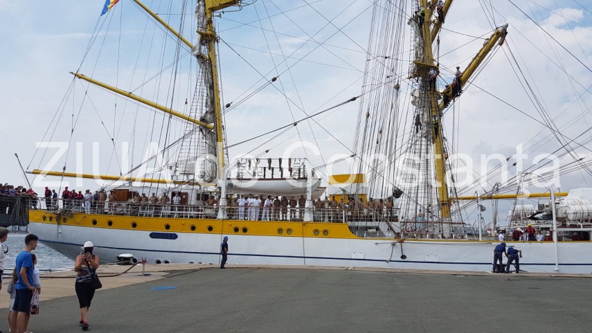 live imagini de la eveniment portul militar constanta nava scoala mircea s a intors acasa 663476 live imagini de la eveniment portul militar constanta nava scoala mircea s a intors acasa 663476
