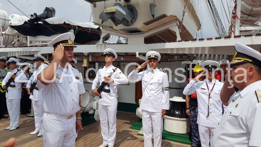 live imagini de la eveniment portul militar constanta nava scoala mircea s a intors acasa 663476 live imagini de la eveniment portul militar constanta nava scoala mircea s a intors acasa 663476