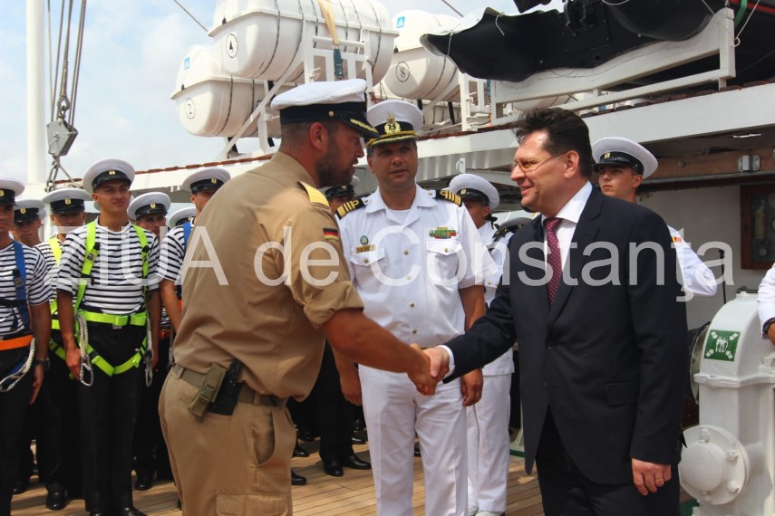 live imagini de la eveniment portul militar constanta nava scoala mircea s a intors acasa 663476 live imagini de la eveniment portul militar constanta nava scoala mircea s a intors acasa 663476