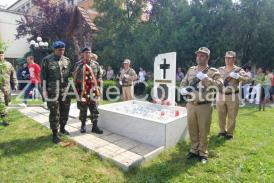 Imagini de la comemorarea celor 12 militari din forțele navale și aeriene române, care și-au pierdut viața în accidentul aviatic de la Tuzla (galerie foto)