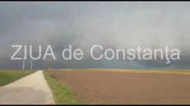 UPDATE. Straniu fenomen meteorologic, în zona localității Mihail Kogălniceanu din județul Constanța! (video)  